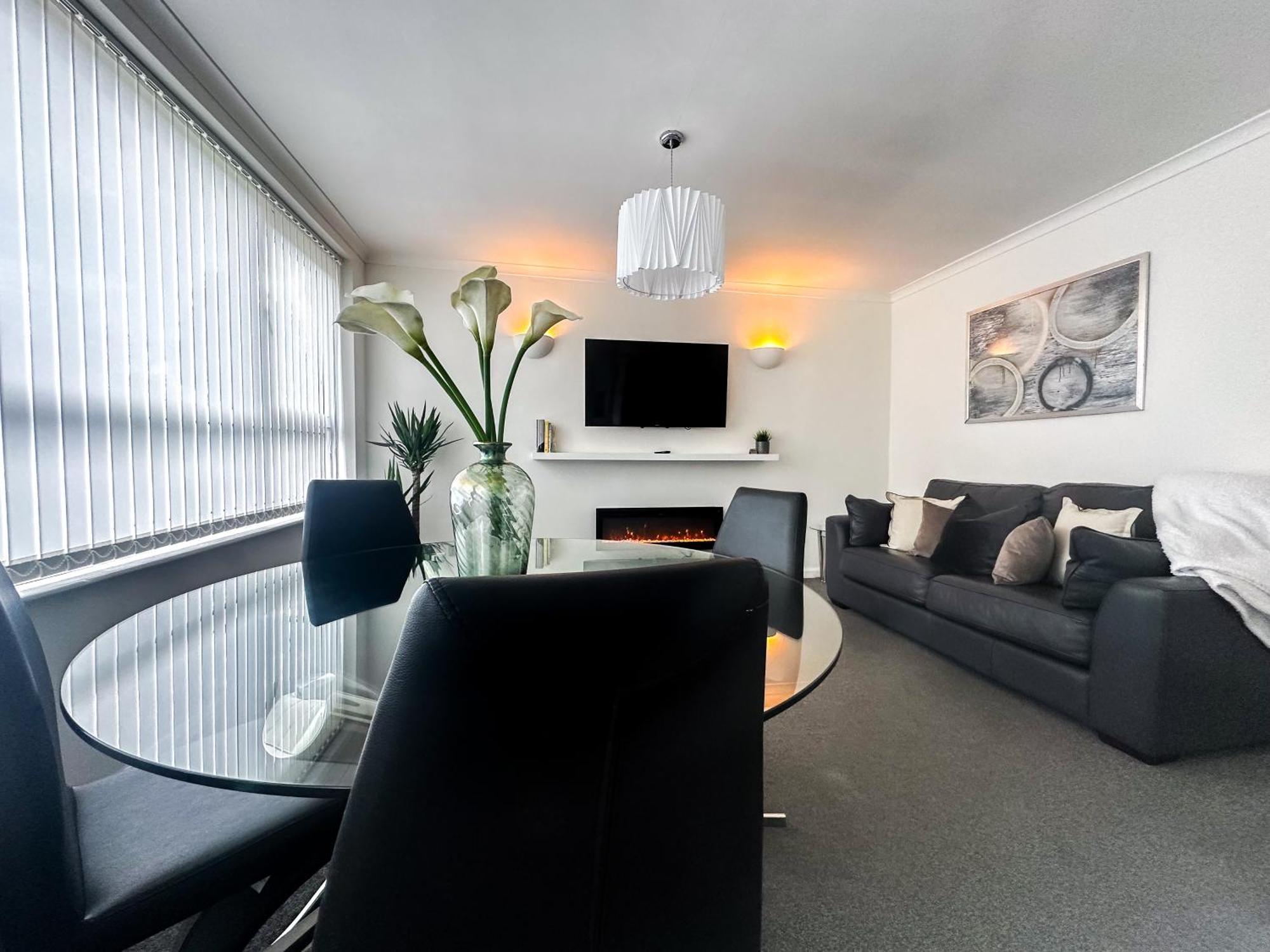 Contemporary And Cosy Birmingham Apartment- Free Parking & Wi-Fi Ngoại thất bức ảnh